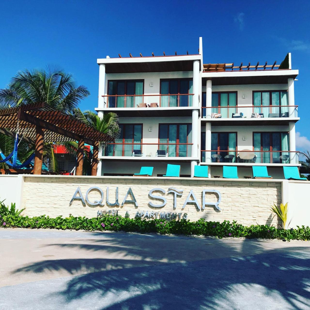 Aquastar Hotel & Apartments Mahahual Esterno foto